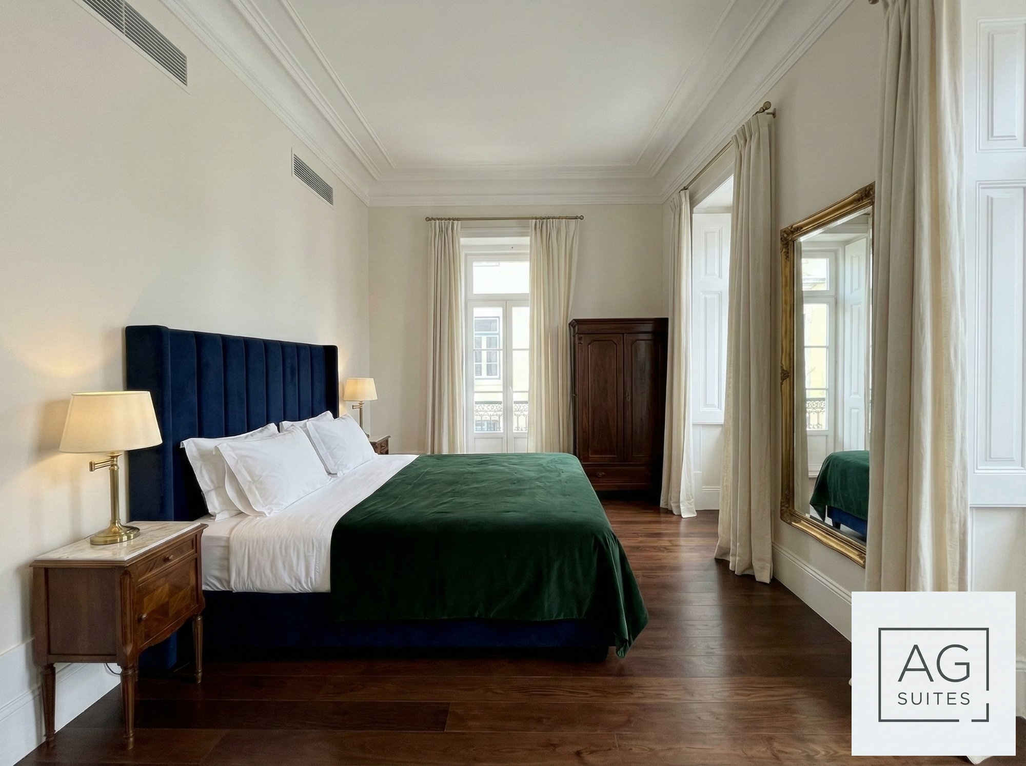 Tagus Pearl Attic master bedroom